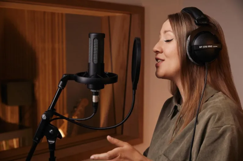 819Bemvw EL._AC_SL1500_