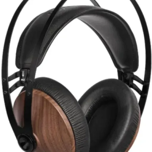 Meze 99 Classics Review: Warm, comfy wooden cans with a few quirks